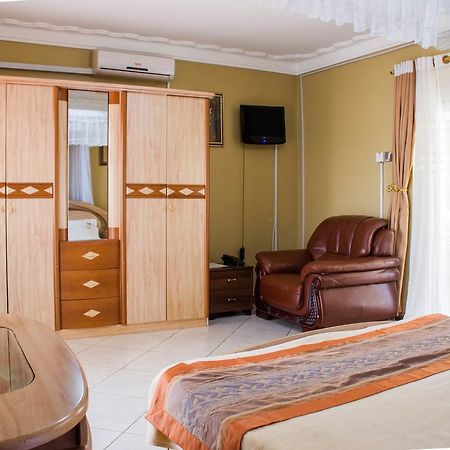 Desert Breeze Hotel Arua Eksteriør billede