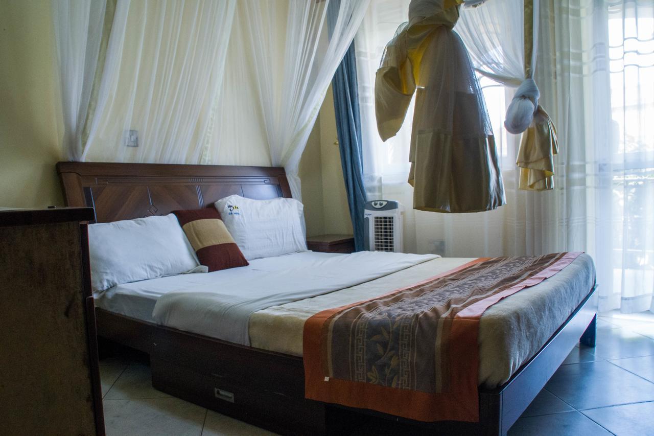 Desert Breeze Hotel Arua Eksteriør billede